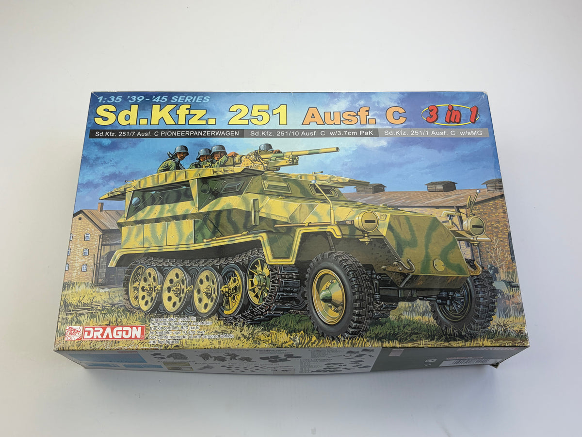 Dragon 6224 | Sd.Kfz. 251 Ausf. C (3-in-1) + Royal Model Detailset | 1:35