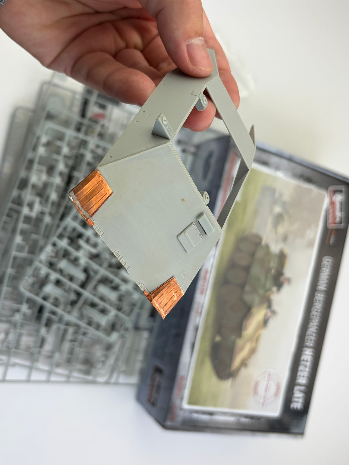 Thunder Model 35101 | German Bergepanzer Hetzer Late | 1:35 | Project Kit