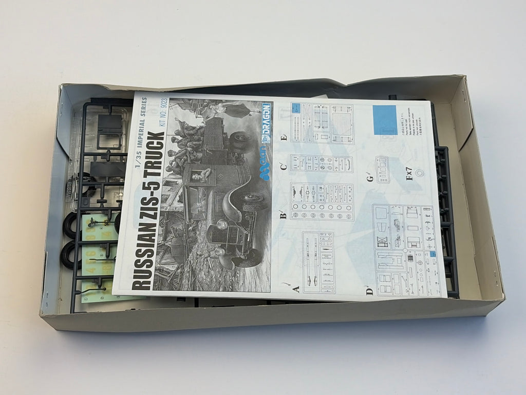 Dragon | Russian ZIS-5 Truck | 1:35 | 9023