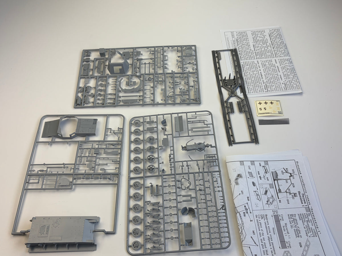 Zvezda 3537 | Panzerjäger I with 4.7 cm PaK German Anti-Tank Self-Propelled Gun | 1:35