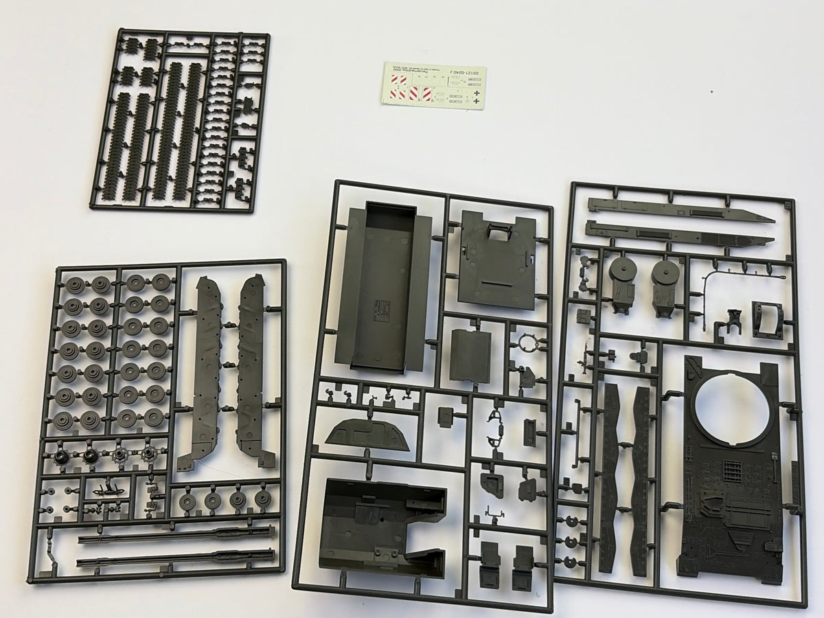 Revell 03121 | Panzerhaubitze 2000 | 1:72
