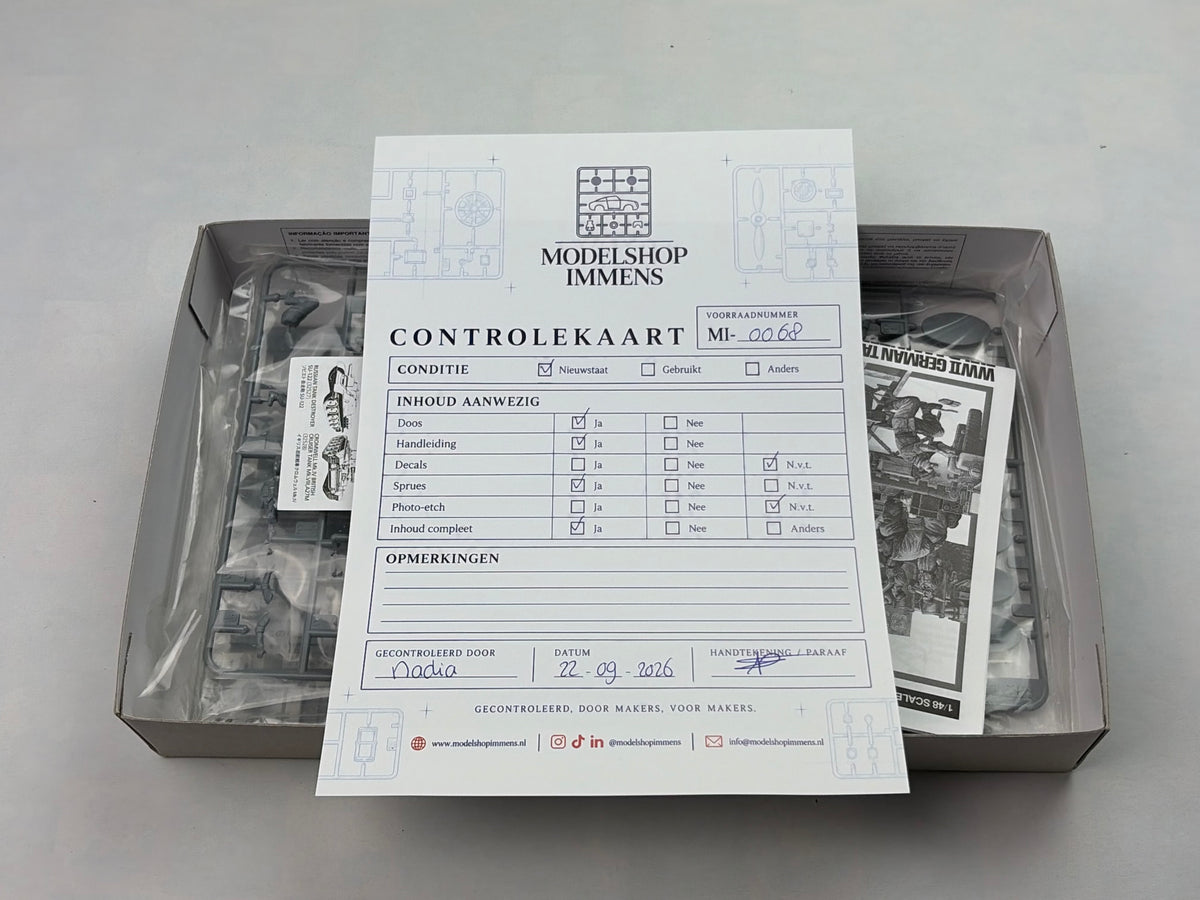 Tamiya 32547 | German Tank Crew Field Maintenance Set | 1:48