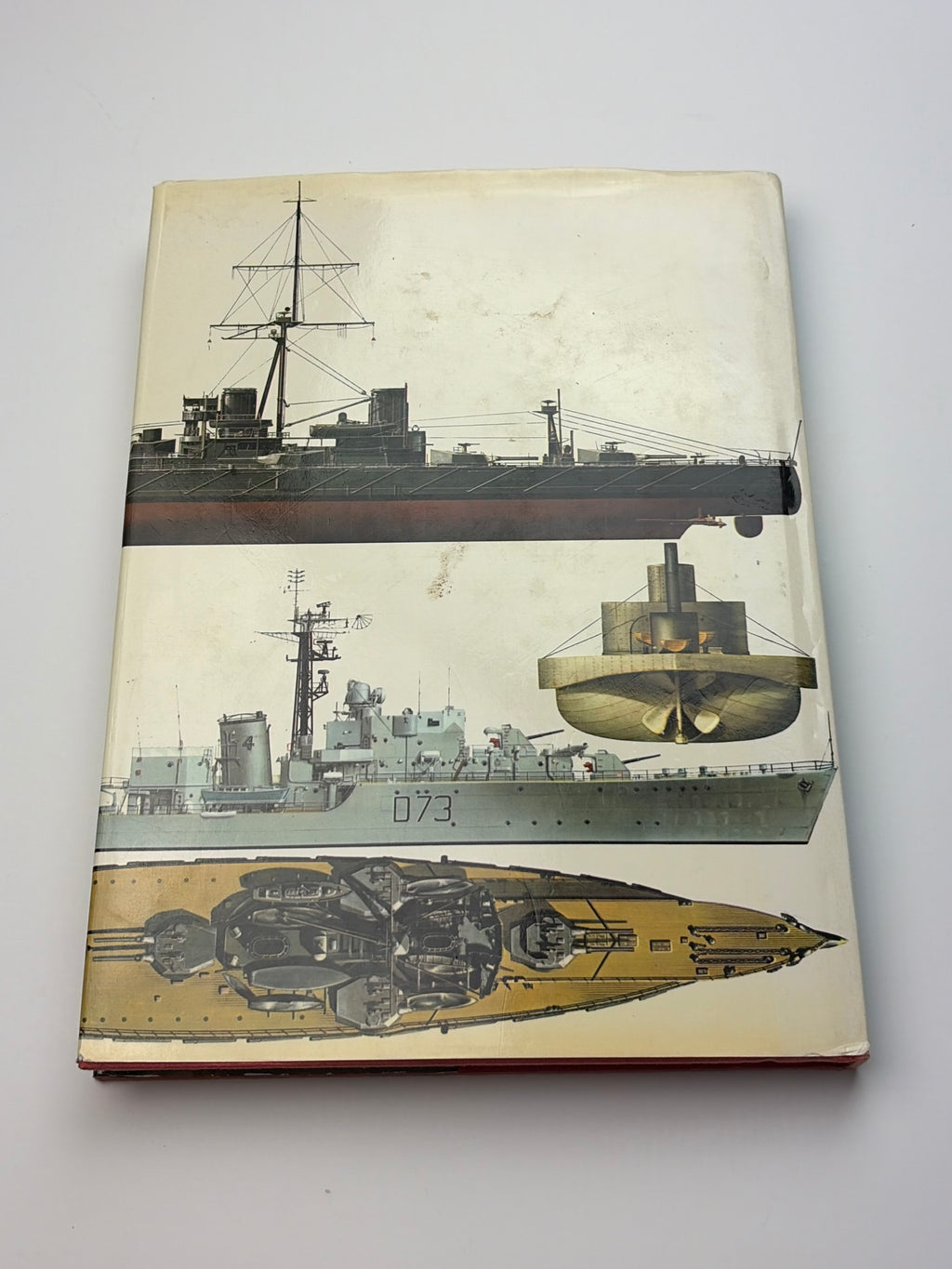 Oorlog ter Zee | Geïllustreerde Geschiedenis van de Zeeoorlog | Hardcover