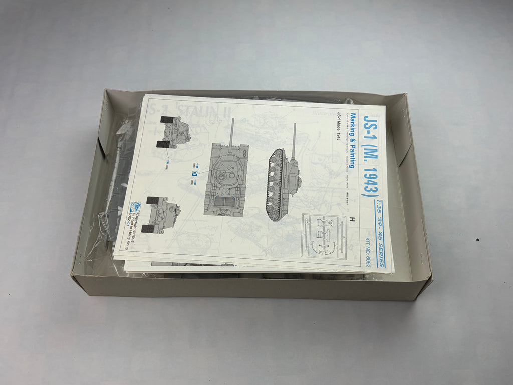 Dragon 6052 | JS-1 (M. 1943) Soviet Heavy Tank | 1:35