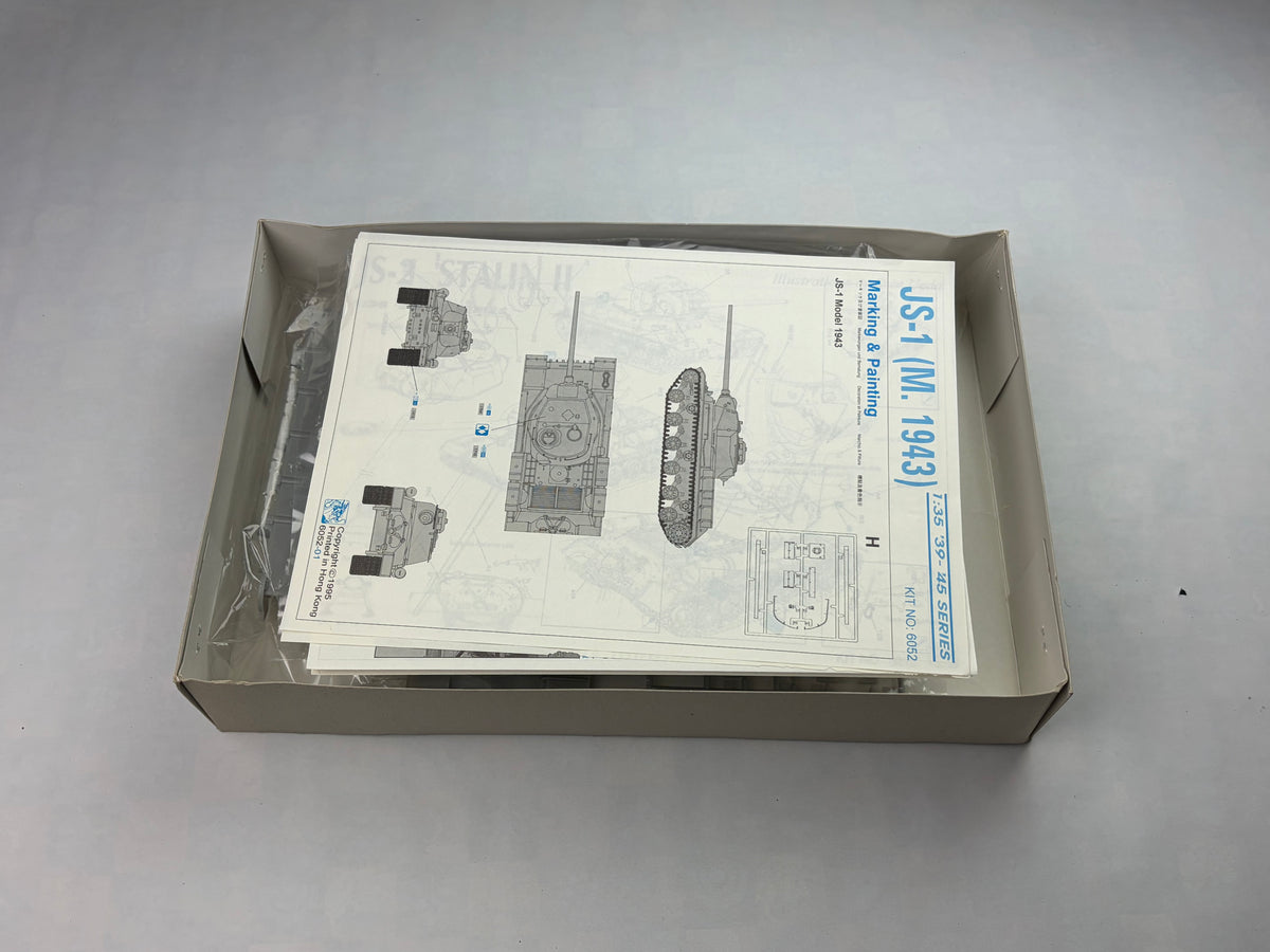 Dragon 6052 | JS-1 (M. 1943) Soviet Heavy Tank | 1:35