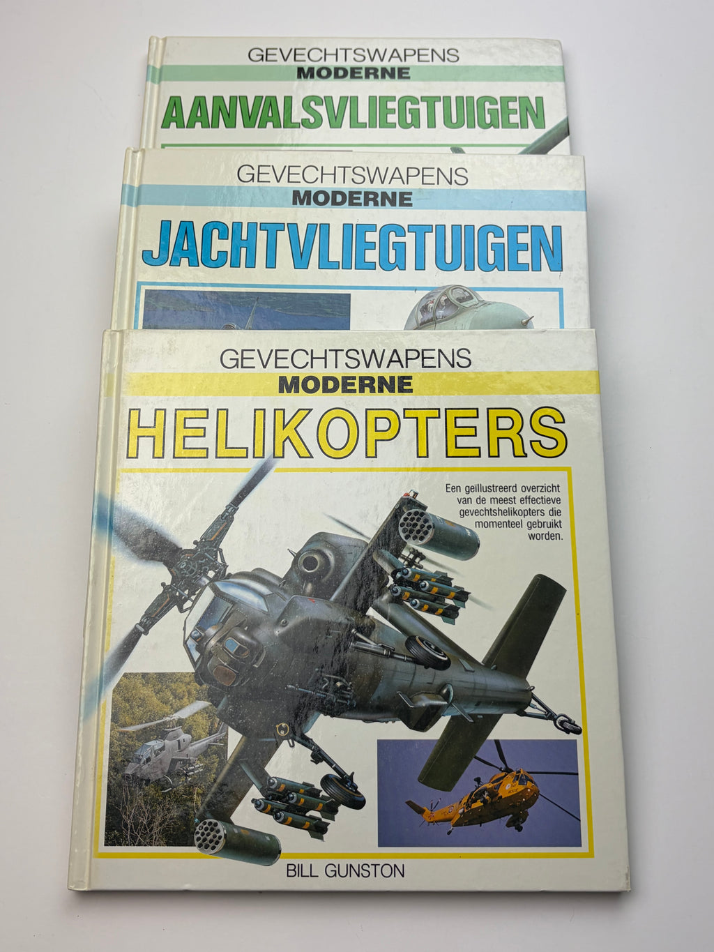Bill Gunston | Gevechtswapens Moderne Vliegtuigen & Helikopters | 3-delige Boekenbundel