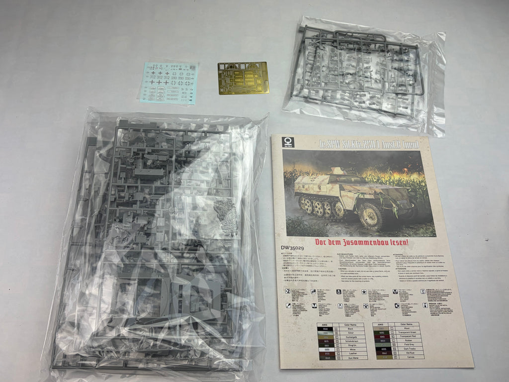 Das Werk DW35029 | le.SPW Sd.Kfz. 250/1 Ausf. B (new) | 1:35