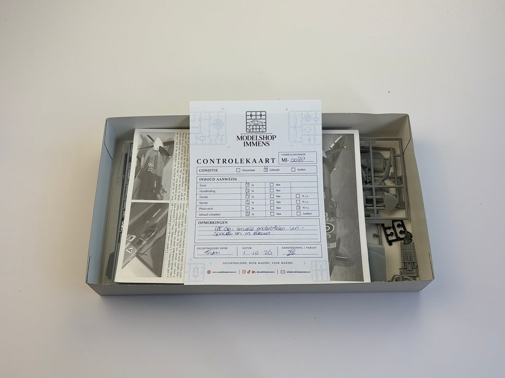 Hasegawa 09079 (JT79) | Supermarine Spitfire Mk.IXc | 1:48