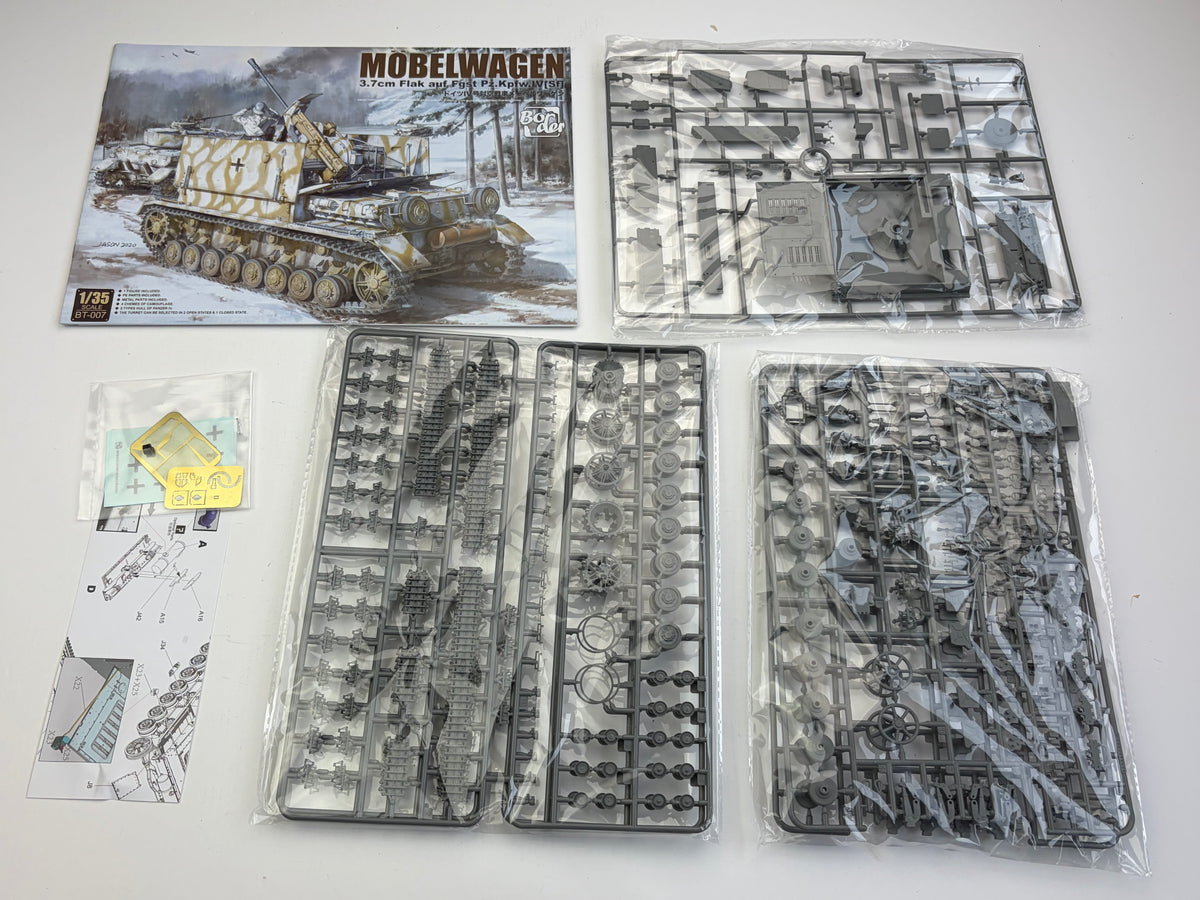 Border Model BT-007 | Möbelwagen 3.7cm Flak auf Pz.Kpfw. IV + Voyager Detailsets | 1:35