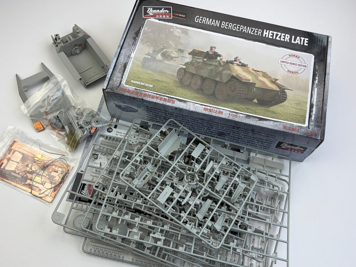 Thunder Model 35101 | German Bergepanzer Hetzer Late | 1:35 | Project Kit