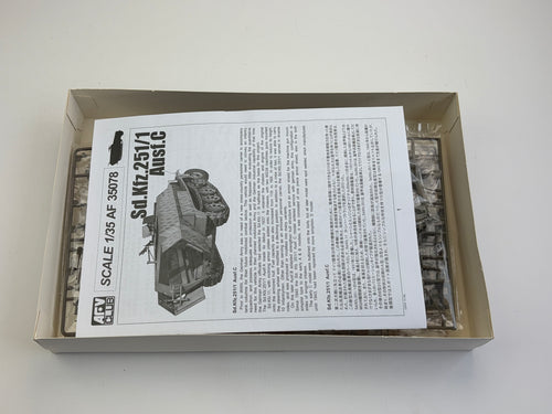 AFV Club AF35078 | German Sd.Kfz.251/1 Ausf.C | 1:35