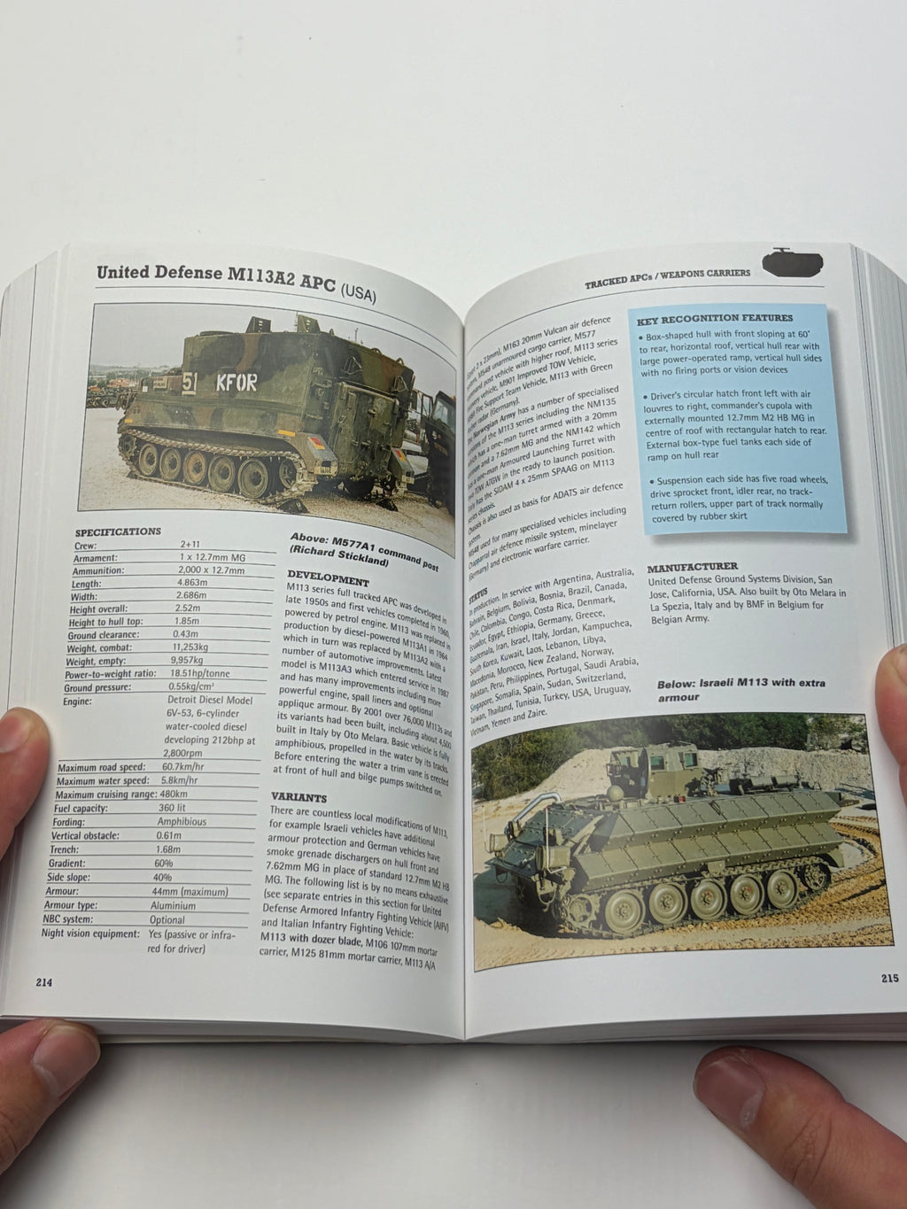 Christopher F. Foss | Jane's Tanks and Combat Vehicles Recognition Guide | All New Colour Edition