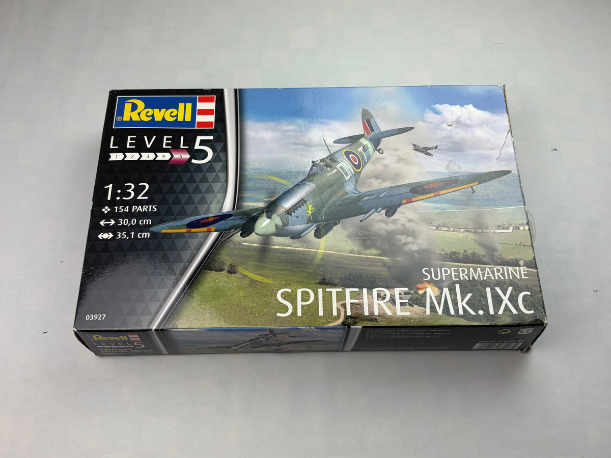 Revell 03927 | Supermarine Spitfire Mk.IXc | 1:32