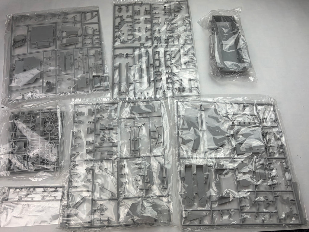 Dragon 6150 | Sd.Kfz. 165 Hummel Initial Version | 1:35