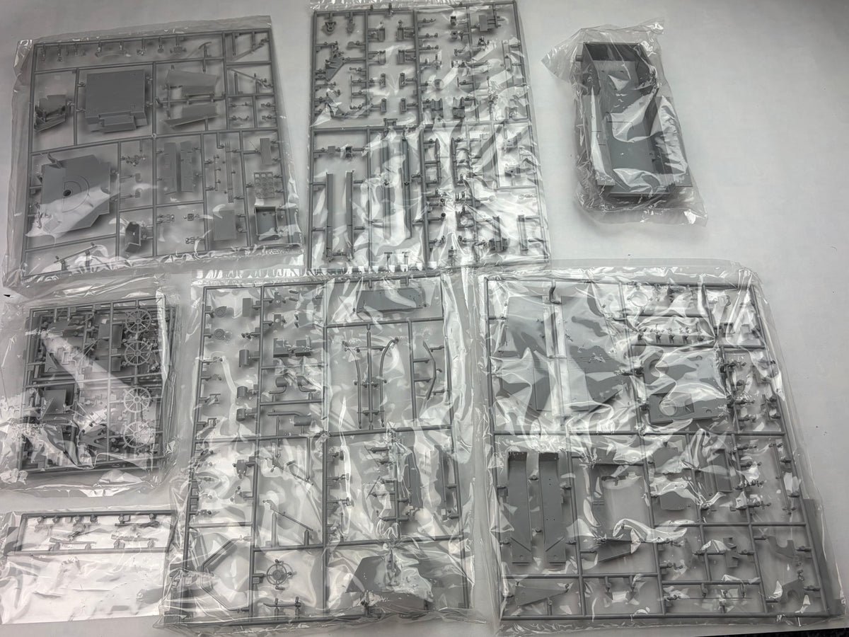 Dragon 6150 | Sd.Kfz. 165 Hummel Initial Version | 1:35