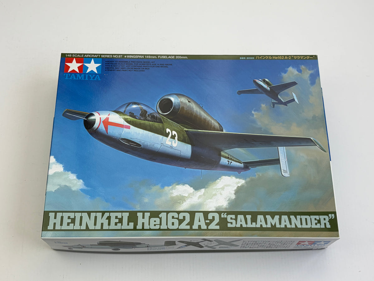 Tamiya 61097 | Heinkel He 162 A-2 Salamander + Eduard 49098 & ResKit RS48-0354 | 1:48