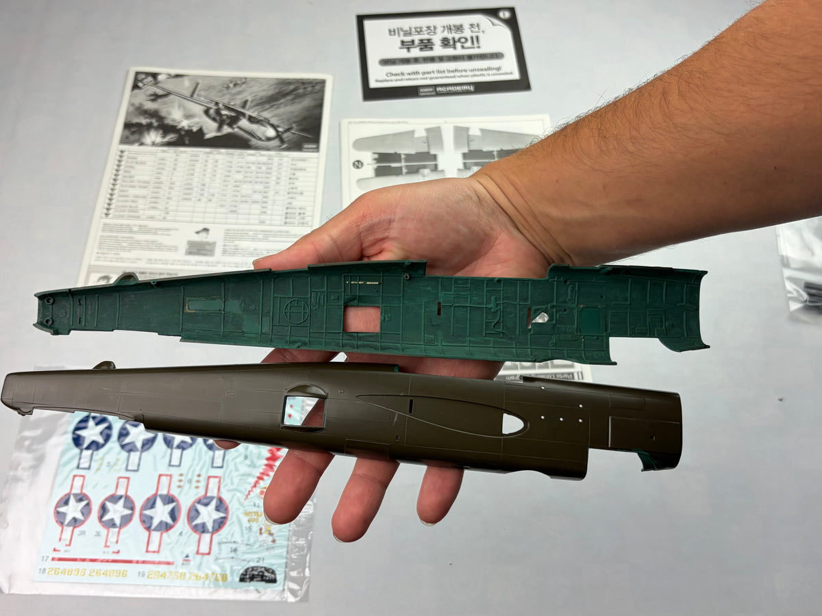 Academy 12290 | B-25G Mitchell Shark Mouth | 1:48 + Montex Mini Mask SM 48072