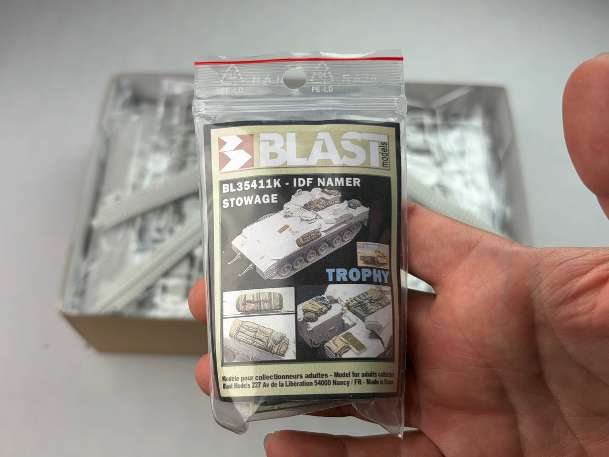 Meng Model SS-018 | Israeli Heavy Armoured Personnel Carrier Namer | 1:35