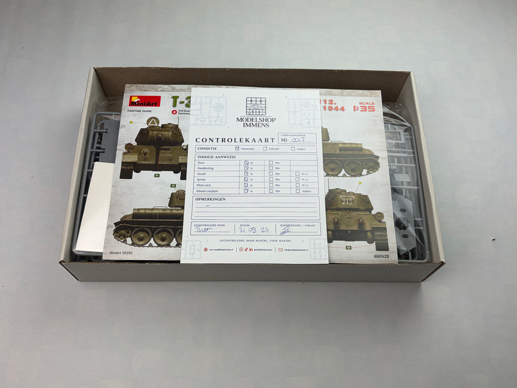 MiniArt 35293 | T-34/85 w/D-5T Plant 112 Spring 1944 | 1:35