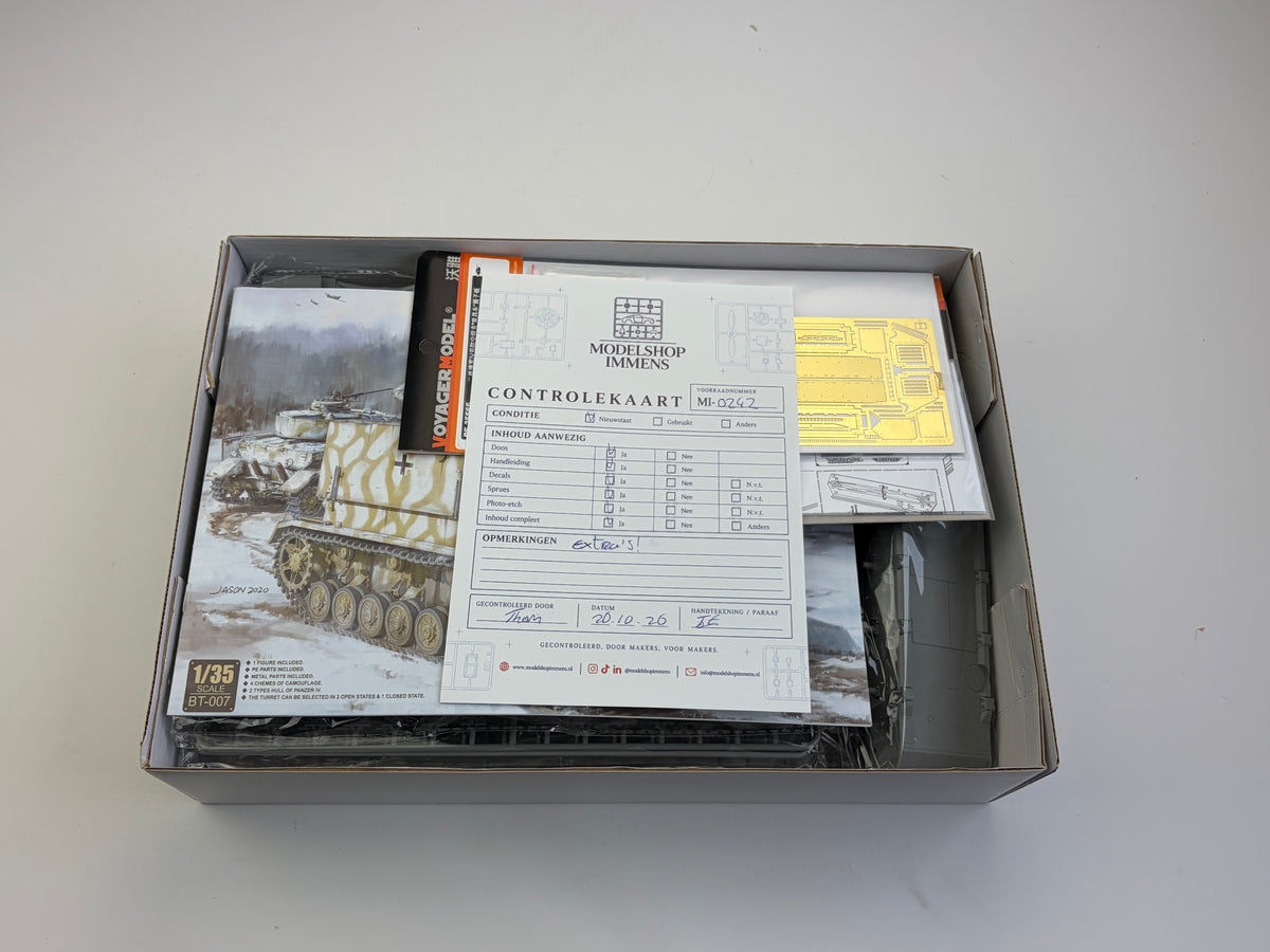 Border Model BT-007 | Möbelwagen 3.7cm Flak auf Pz.Kpfw. IV + Voyager Detailsets | 1:35